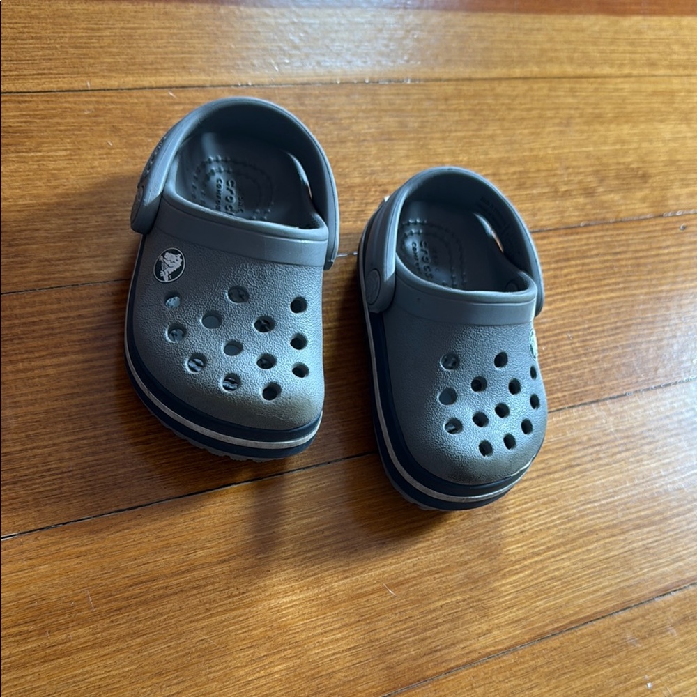 Kids Gray Crocs Crocband